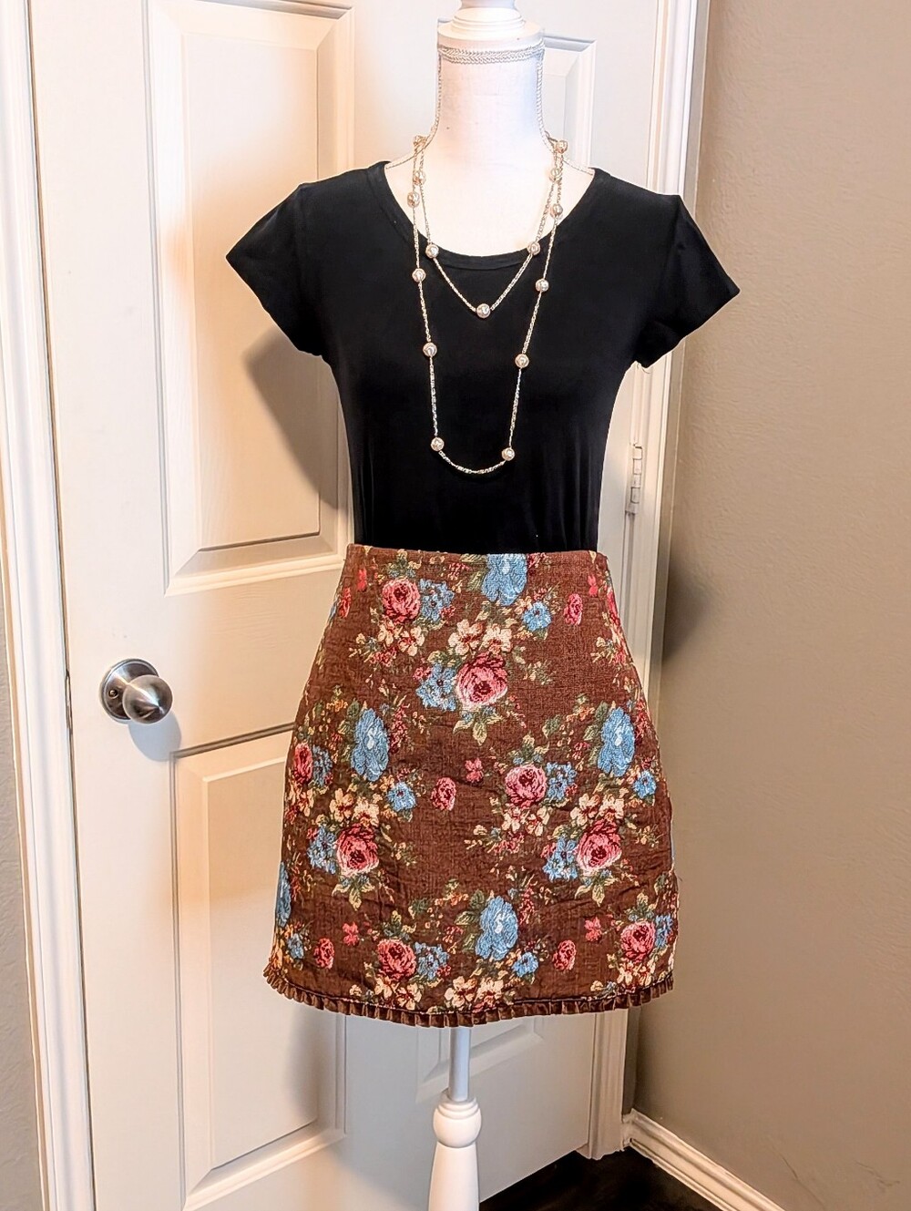 Floral Brown Mini Tapestry Skirt with Rose Print